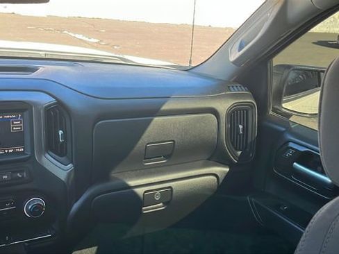 Used 2025 Chevrolet Silverado 1500 W/T image 20