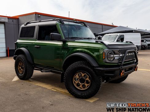 Used 2022 Ford Bronco Badlands w/ Sasquatch Package image 1
