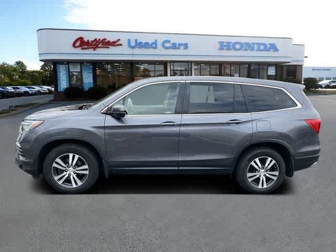 Used 2017 Honda Pilot EX-L image 3