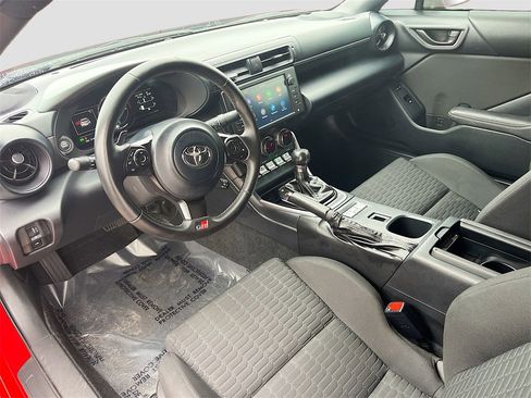 Used 2024 Toyota GR86 image 21