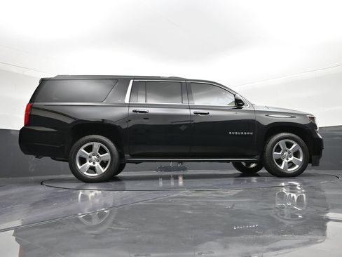 Used 2019 Chevrolet Suburban LT AWD/4WD image 25