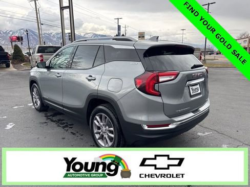 Certified 2024 GMC Terrain SLT image 5