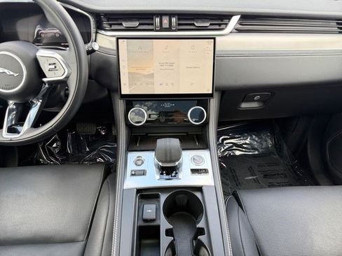 Used 2025 Jaguar F-PACE R-Dynamic S AWD/4WD image 15