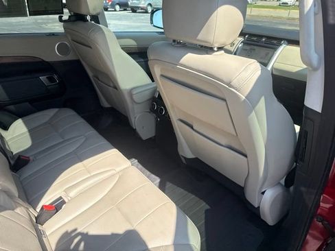 Used 2017 Land Rover Discovery HSE AWD/4WD image 17
