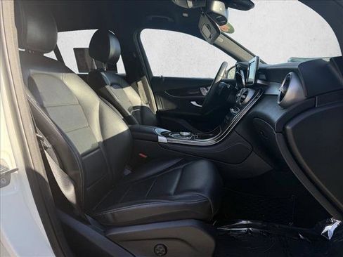 Used 2018 Mercedes-Benz GLC 350e 4MATIC image 19