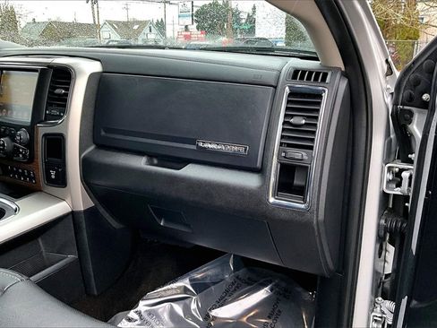 Used 2016 RAM 2500 Laramie w/ Convenience Group image 19