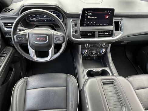 Used 2024 GMC Yukon SLT AWD/4WD image 14