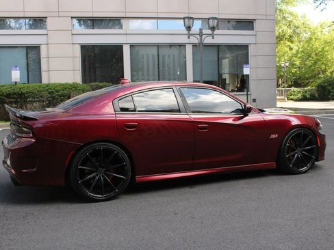 Used 2020 Dodge Charger Scat Pack w/ Dynamics Package RWD image 7