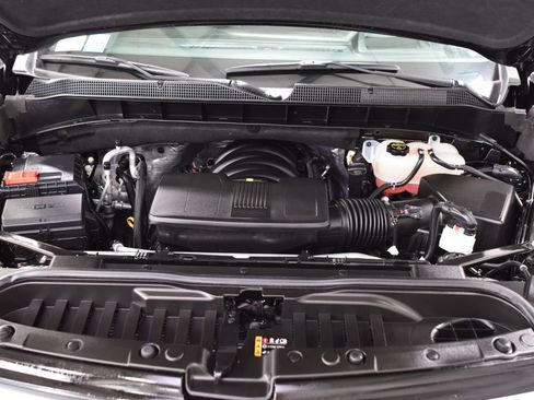 Used 2025 Chevrolet Silverado 1500 High Country AWD/4WD image 31