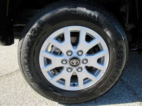 Used 2025 Toyota Tacoma SR5 RWD image 8