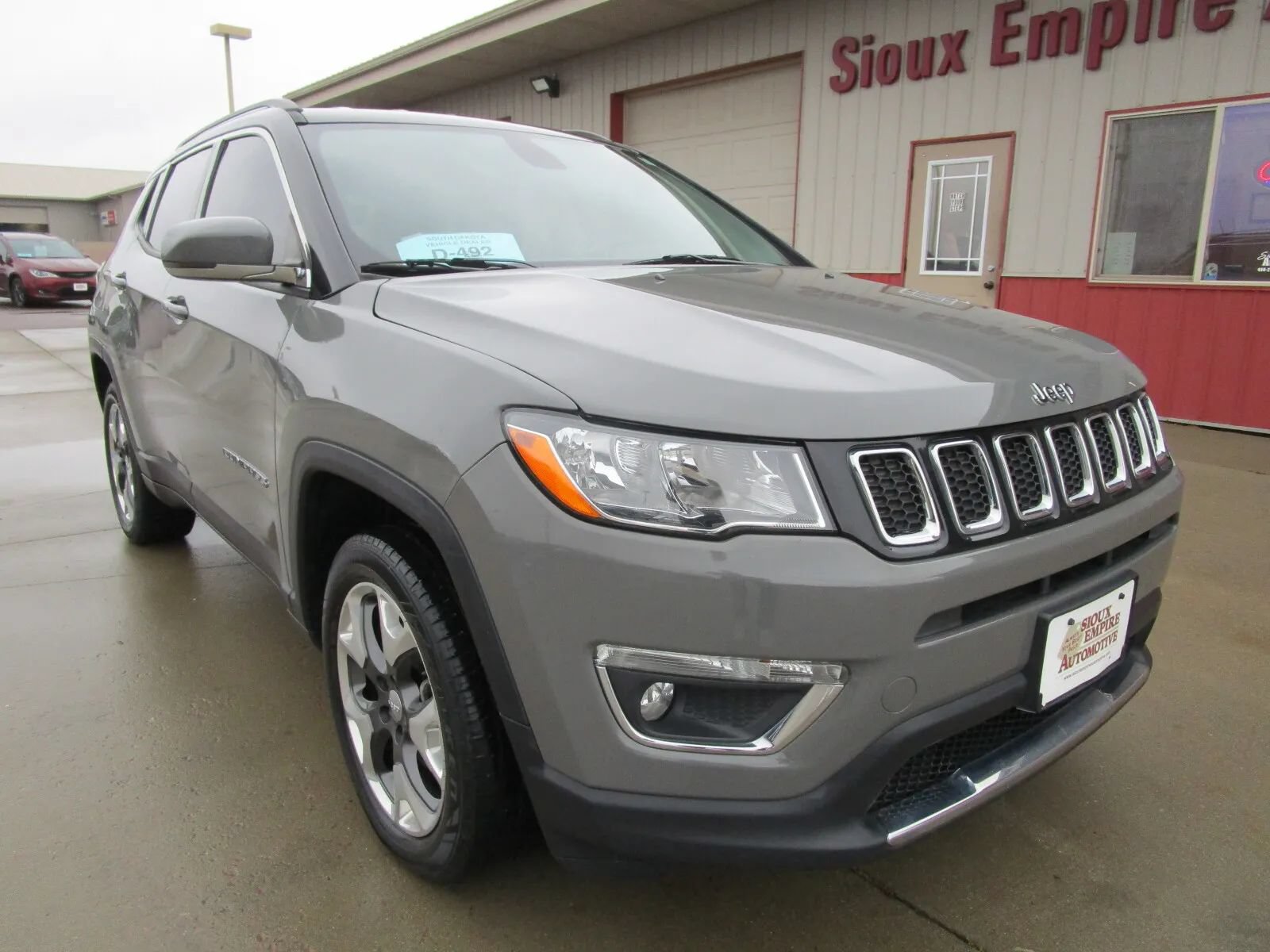 Used 2019 Jeep Compass Limited AWD/4WD image 3