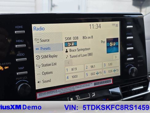 Used 2024 Toyota Sienna LE image 29