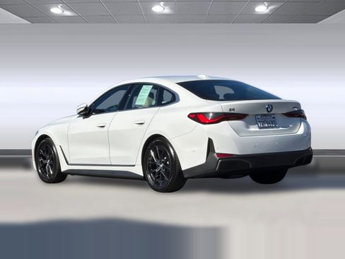 Used 2025 BMW i4 eDrive40 w/ Premium Package RWD image 3
