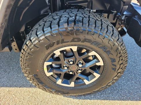 New 2026 Jeep Gladiator Rubicon image 18