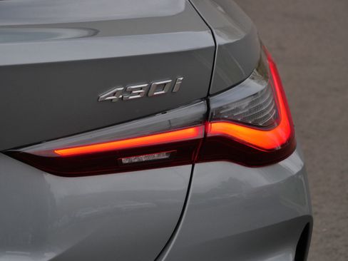 Used 2025 BMW 430i xDrive w/ Premium Package image 17