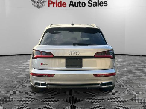 Used 2018 Audi SQ5 Prestige w/ Prestige Package image 8