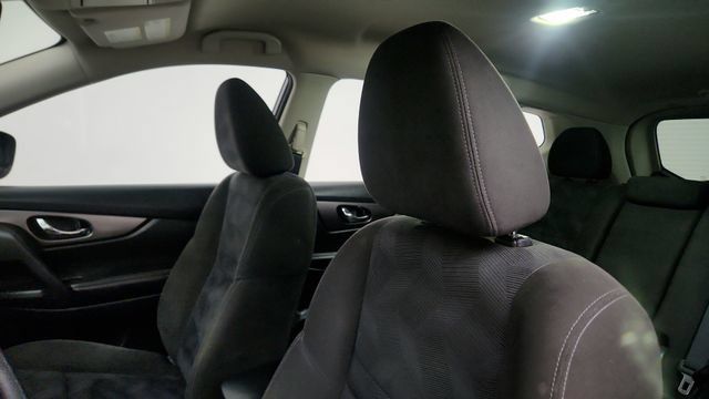 Used 2015 Nissan Rogue S FWD image 47