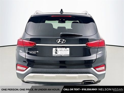 Used 2020 Hyundai Santa Fe SEL w/ Convenience Package image 6