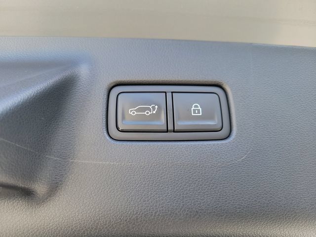 Used 2024 Hyundai Santa Fe Limited FWD image 10