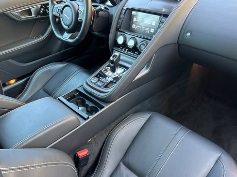 Used 2017 Jaguar F-TYPE S British Design Edition RWD image 14