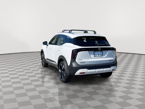 New 2026 Nissan Kicks SR w/ Cold Weather Package AWD/4WD image 8