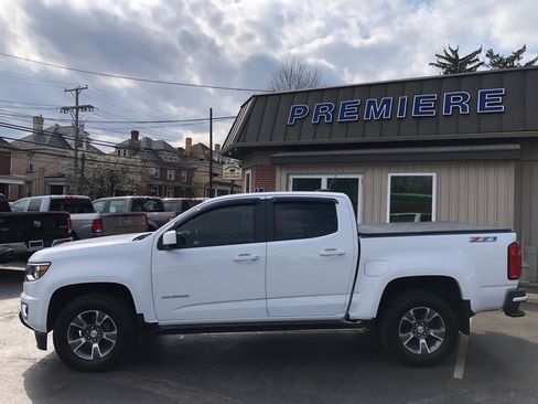 Used 2020 Chevrolet Colorado Z71 image 2