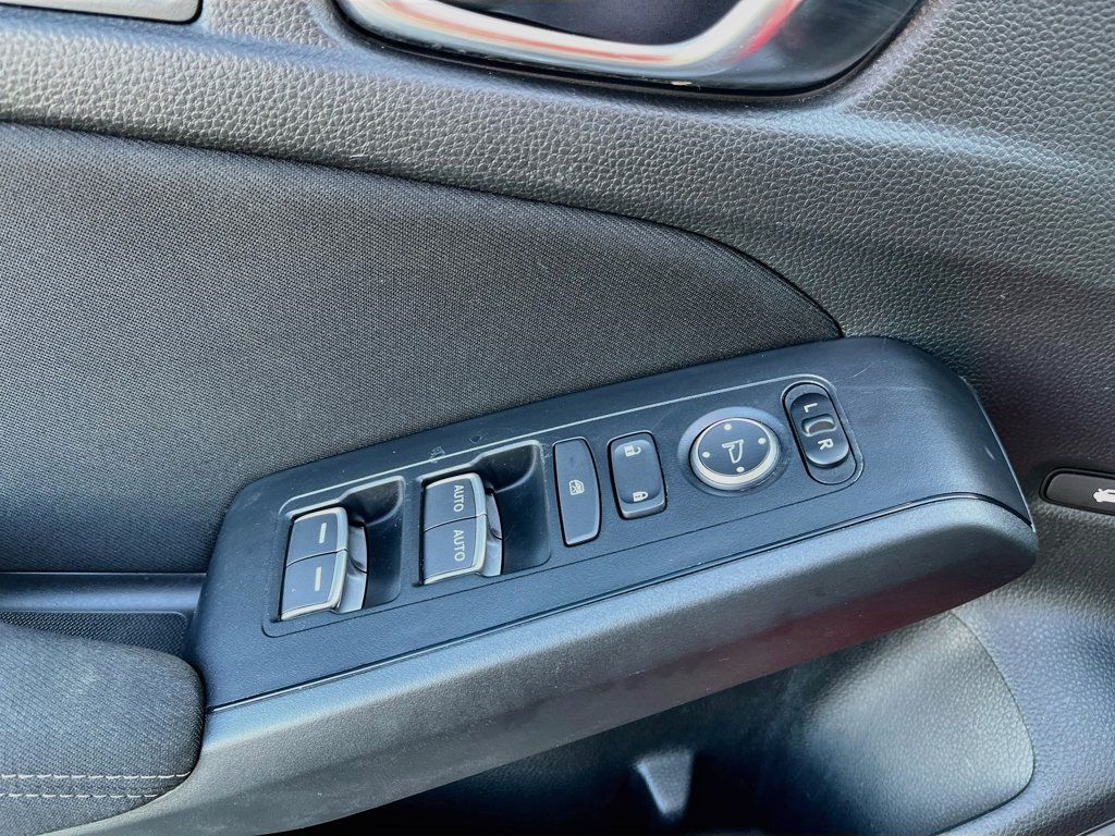 Used 2025 Honda Civic Sport image 17