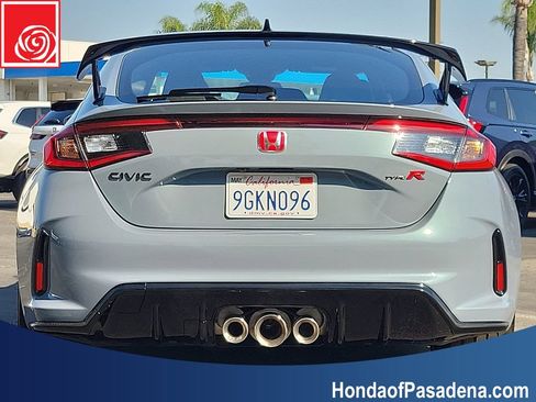 Certified 2023 Honda Civic Type R image 3