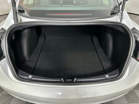 Used 2023 Tesla Model 3 Standard Range image 28