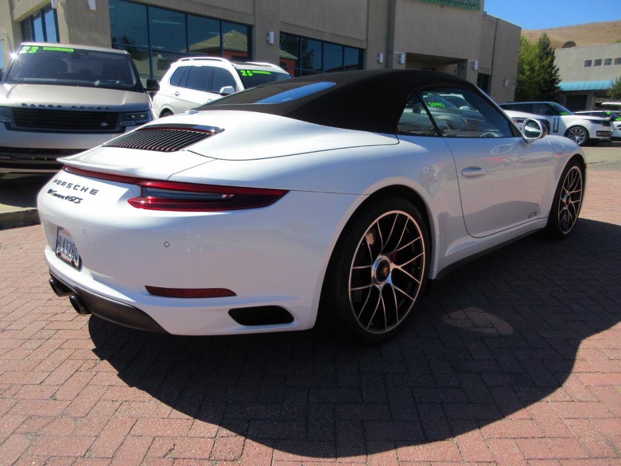 Used 2018 Porsche 911 Carrera GTS Cabriolet image 87