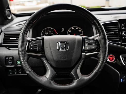 Used 2024 Honda Ridgeline Black Edition image 39