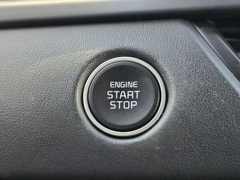 Certified 2024 Kia Seltos EX FWD image 34