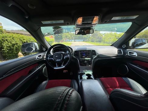 Used 2015 Jeep Grand Cherokee SRT w/ Quick Order Package 26J image 13