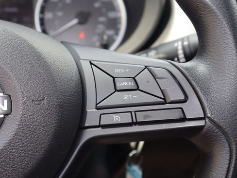 Used 2025 Nissan Versa S w/ Trunk Package FWD image 12