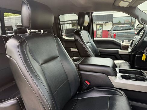 Used 2018 Ford F250 Lariat w/ Chrome Package AWD/4WD image 25