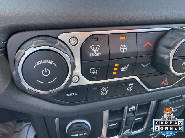 Used 2024 Jeep Gladiator Mojave w/ Technology Group AWD/4WD image 9