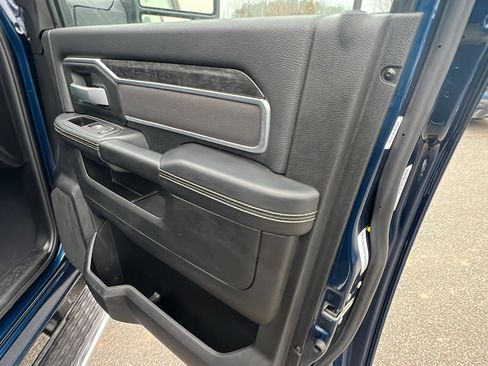 Used 2024 RAM 2500 Big Horn w/ Bed Utility Group image 19