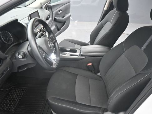 Used 2024 Nissan Sentra SV image 9
