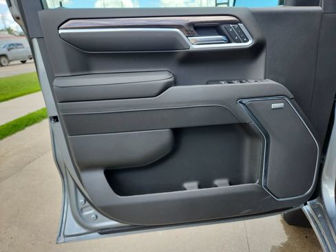 New 2026 Chevrolet Silverado 1500 LTZ w/ LTZ Premium Package AWD/4WD image 12
