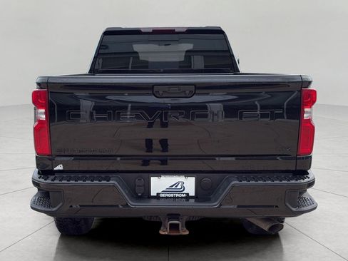 Used 2022 Chevrolet Silverado 2500 LTZ w/ LTZ Plus Package AWD/4WD image 5
