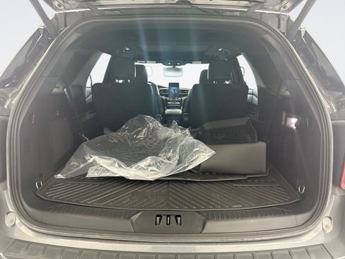 Used 2023 Ford Explorer ST w/ Equipment Group 401A AWD/4WD image 18