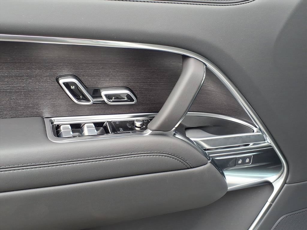 New 2026 Land Rover Range Rover SE AWD/4WD image 10