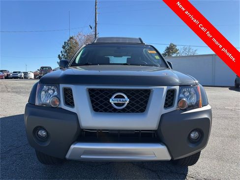 Used 2012 Nissan Xterra S w/ Value Package image 2