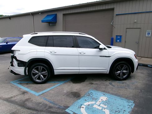 Used 2019 Volkswagen Atlas SE w/ Panoramic Sunroof Package AWD/4WD image 3