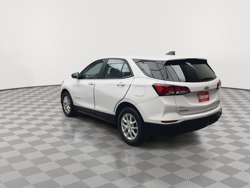 Certified 2024 Chevrolet Equinox LS image 2