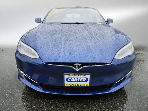 Used 2020 Tesla Model S Long Range Plus image 2