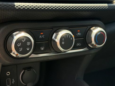 Used 2024 Nissan Kicks S FWD image 26