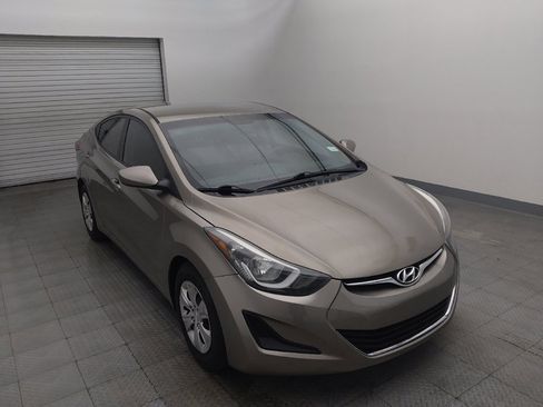 Used 2016 Hyundai Elantra SE FWD image 13