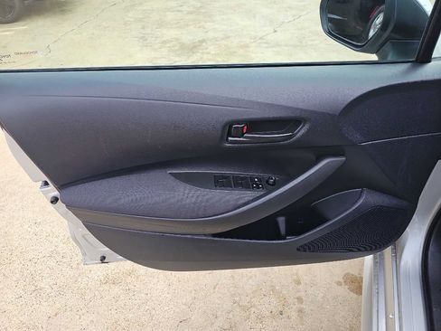 Used 2024 Toyota Corolla LE image 12