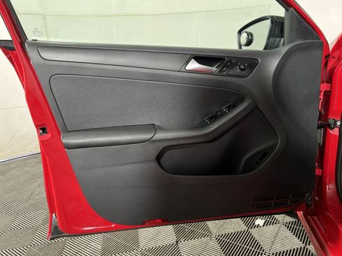 Used 2015 Volkswagen Jetta S FWD image 14
